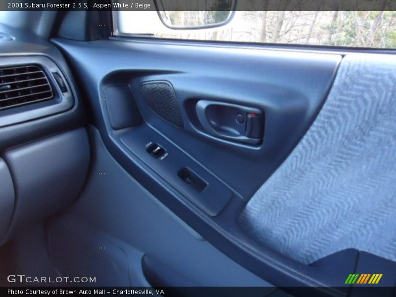Aspen White / Beige 2001 Subaru Forester 2.5 S