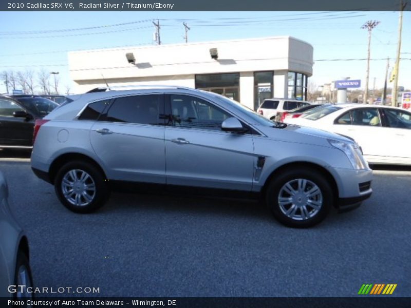 Radiant Silver / Titanium/Ebony 2010 Cadillac SRX V6