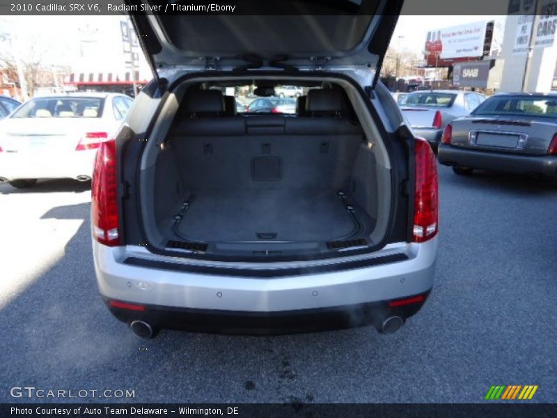 Radiant Silver / Titanium/Ebony 2010 Cadillac SRX V6