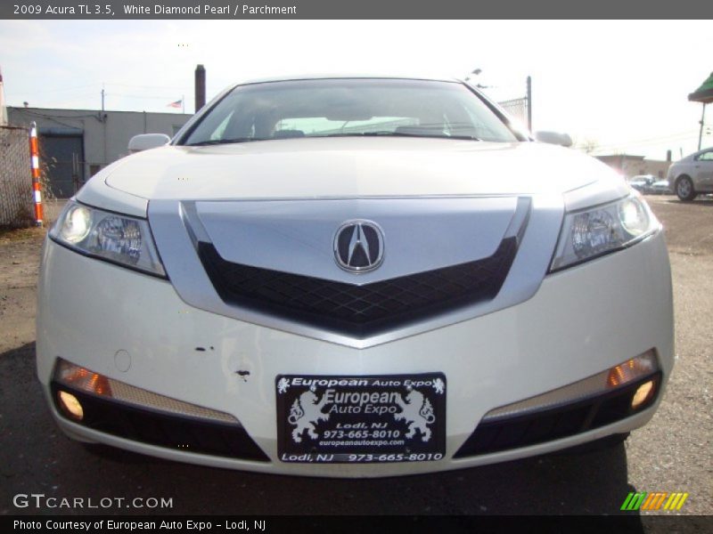 White Diamond Pearl / Parchment 2009 Acura TL 3.5