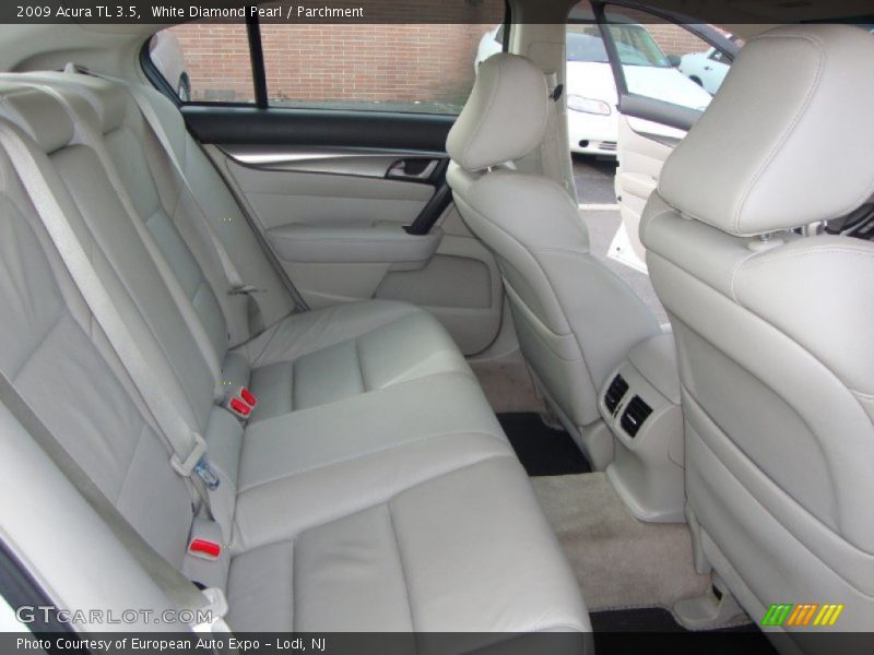 White Diamond Pearl / Parchment 2009 Acura TL 3.5