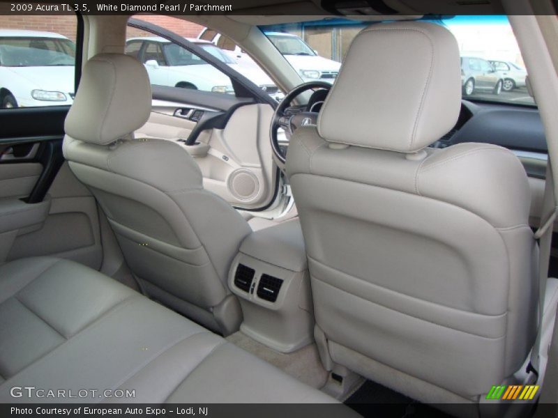 White Diamond Pearl / Parchment 2009 Acura TL 3.5