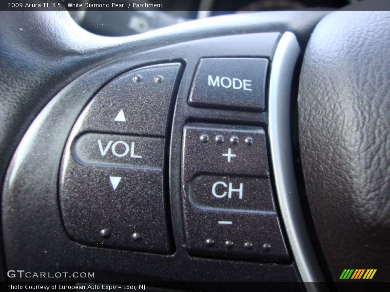 White Diamond Pearl / Parchment 2009 Acura TL 3.5