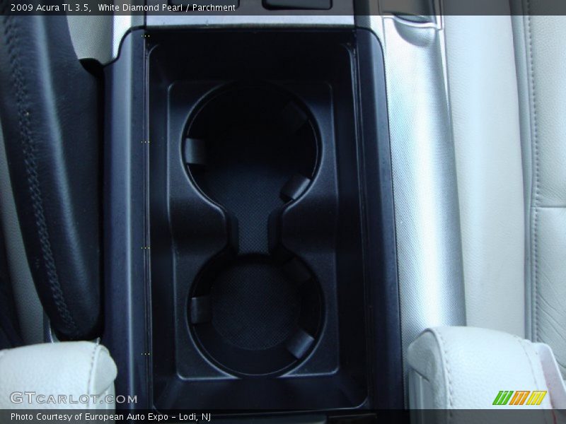 White Diamond Pearl / Parchment 2009 Acura TL 3.5