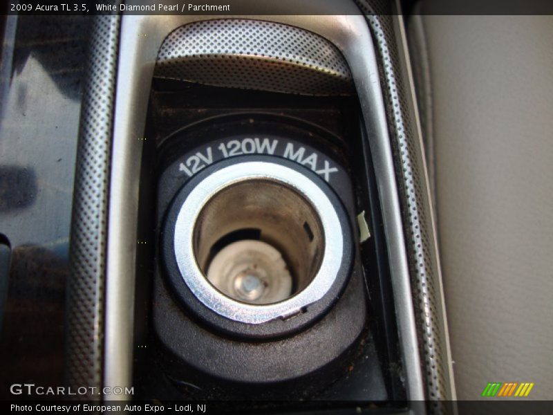 White Diamond Pearl / Parchment 2009 Acura TL 3.5