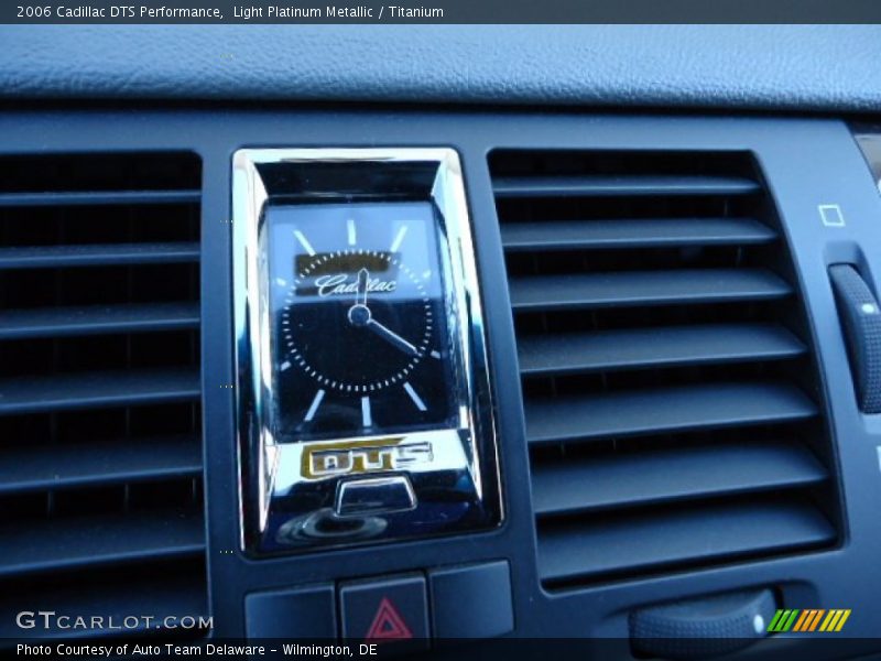Light Platinum Metallic / Titanium 2006 Cadillac DTS Performance