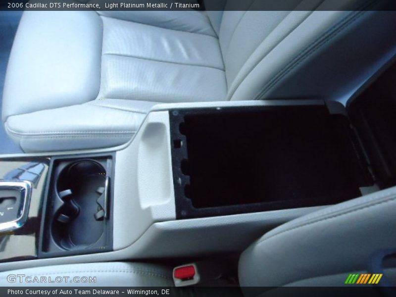Light Platinum Metallic / Titanium 2006 Cadillac DTS Performance