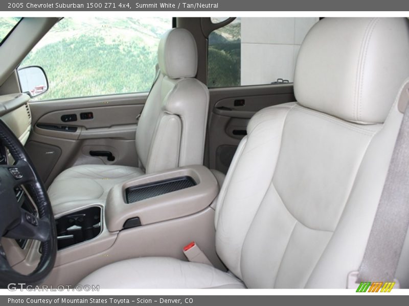 Summit White / Tan/Neutral 2005 Chevrolet Suburban 1500 Z71 4x4