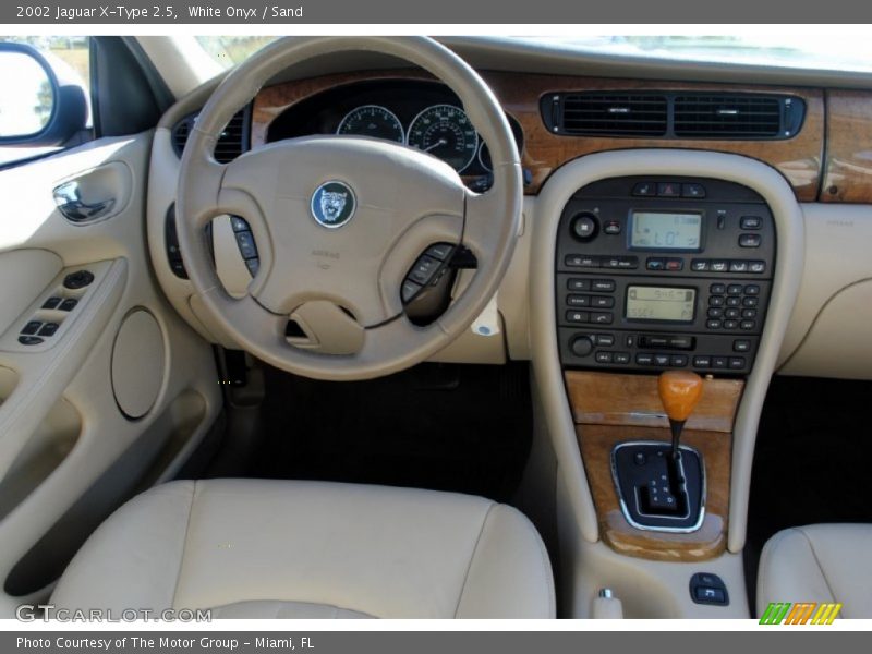 Dashboard of 2002 X-Type 2.5