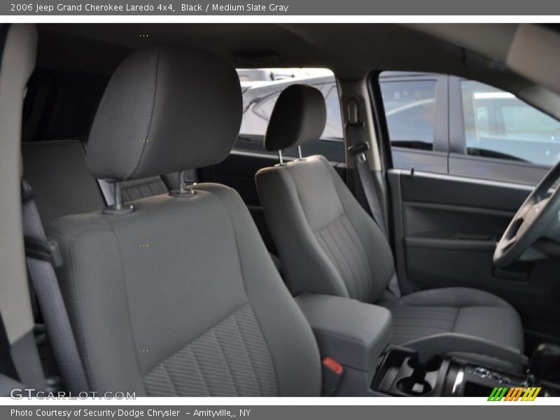 Black / Medium Slate Gray 2006 Jeep Grand Cherokee Laredo 4x4