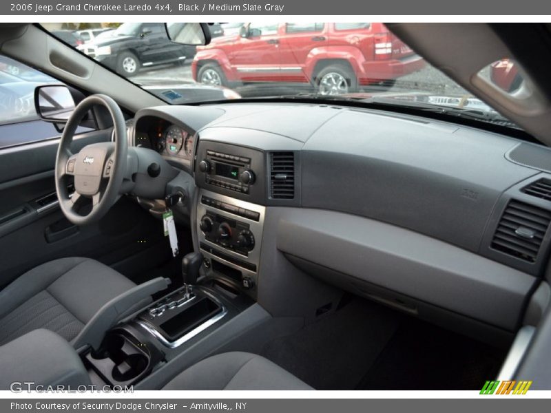Black / Medium Slate Gray 2006 Jeep Grand Cherokee Laredo 4x4
