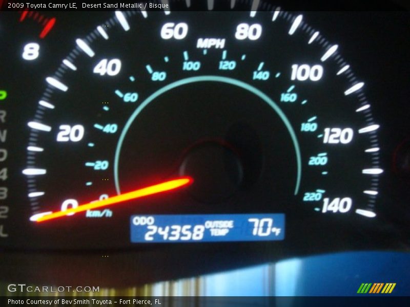 Desert Sand Metallic / Bisque 2009 Toyota Camry LE