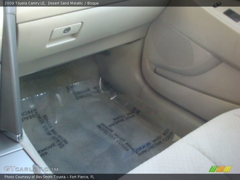 Desert Sand Metallic / Bisque 2009 Toyota Camry LE