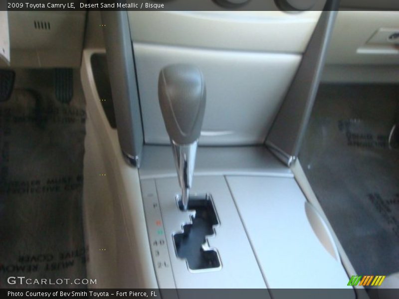 Desert Sand Metallic / Bisque 2009 Toyota Camry LE