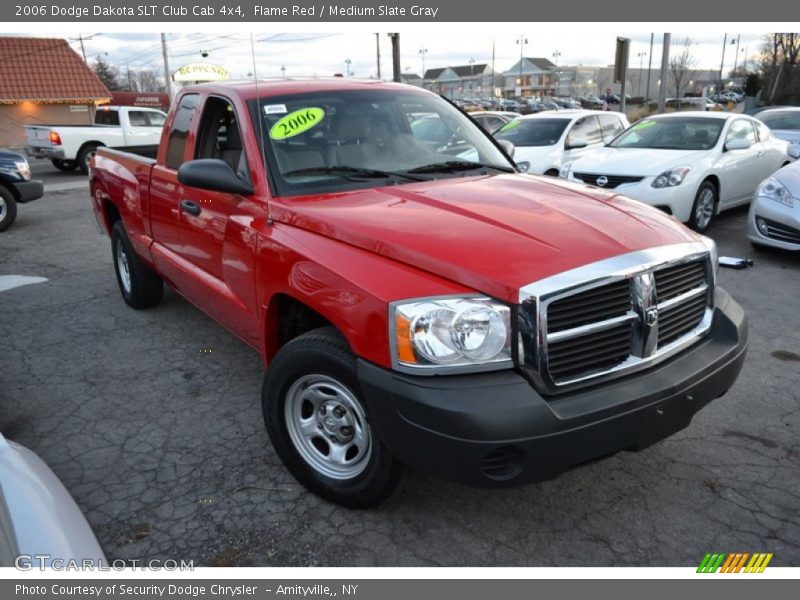 Front 3/4 View of 2006 Dakota SLT Club Cab 4x4