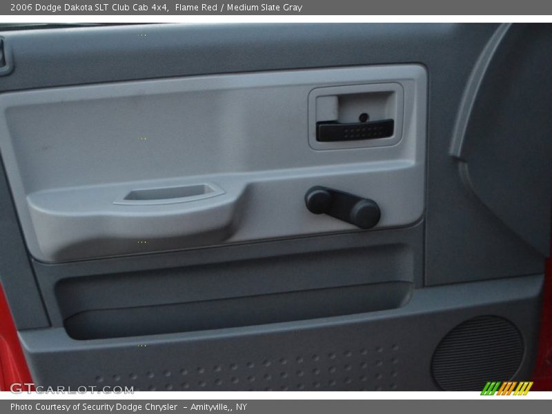 Flame Red / Medium Slate Gray 2006 Dodge Dakota SLT Club Cab 4x4