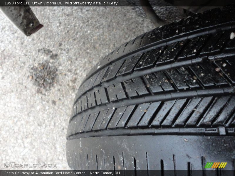 Wild Strawberry Metallic / Grey 1990 Ford LTD Crown Victoria LX