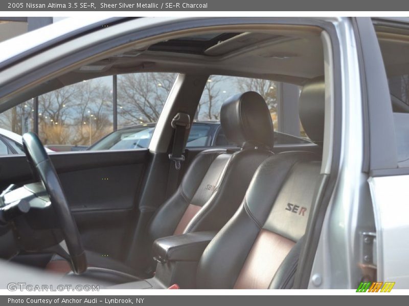 Sheer Silver Metallic / SE-R Charcoal 2005 Nissan Altima 3.5 SE-R