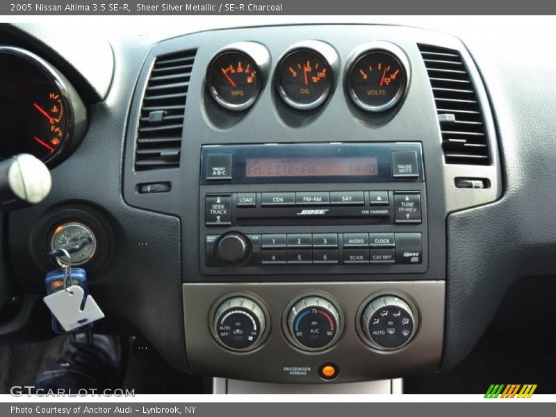 Sheer Silver Metallic / SE-R Charcoal 2005 Nissan Altima 3.5 SE-R