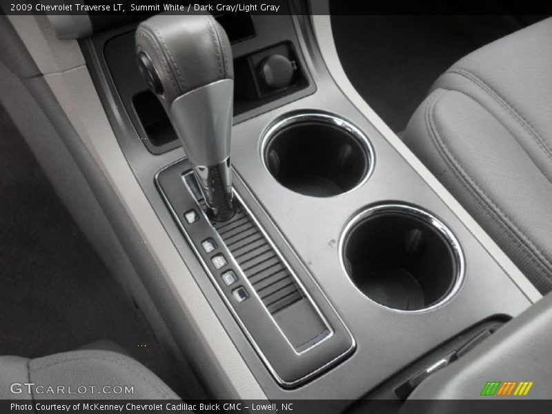 Summit White / Dark Gray/Light Gray 2009 Chevrolet Traverse LT