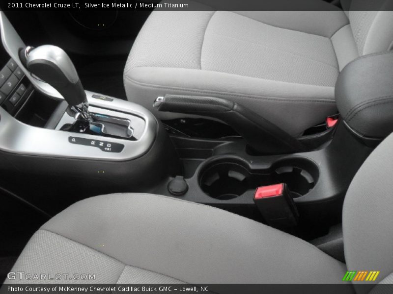 Silver Ice Metallic / Medium Titanium 2011 Chevrolet Cruze LT