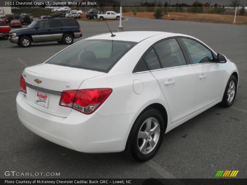 Summit White / Jet Black 2011 Chevrolet Cruze LT