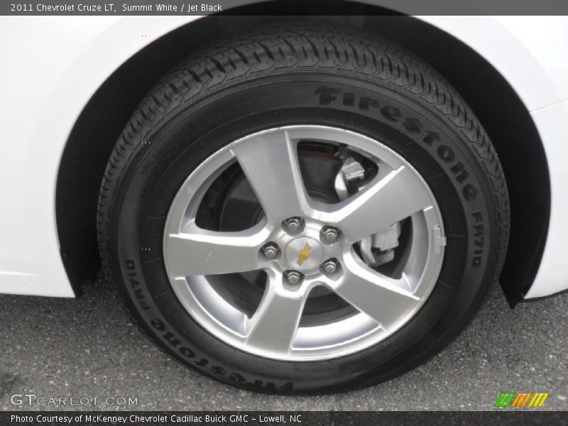 Summit White / Jet Black 2011 Chevrolet Cruze LT