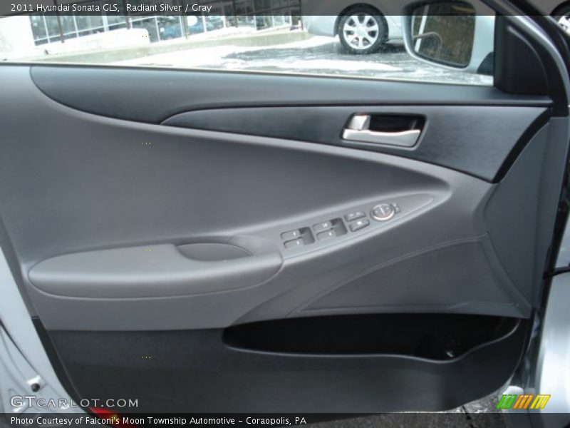 Radiant Silver / Gray 2011 Hyundai Sonata GLS