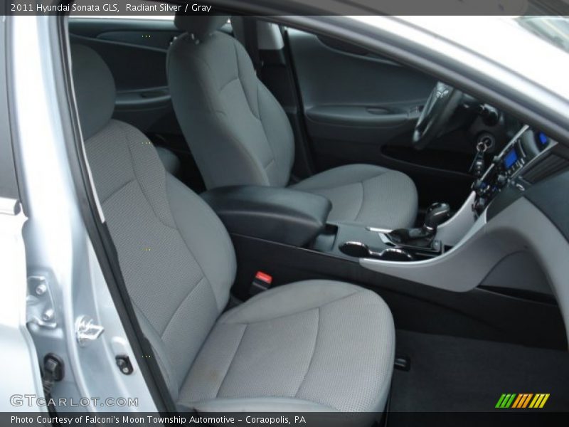 Radiant Silver / Gray 2011 Hyundai Sonata GLS