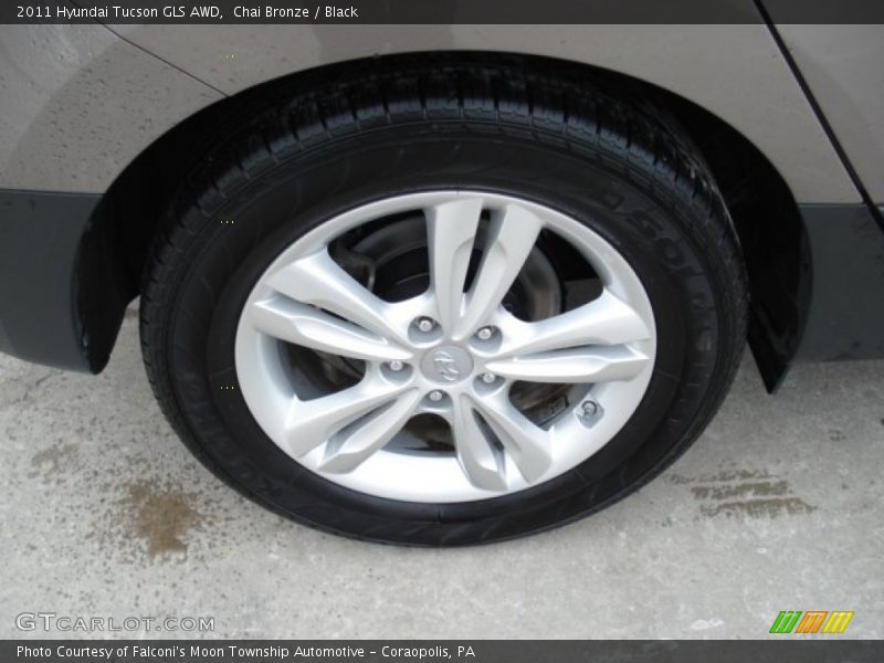  2011 Tucson GLS AWD Wheel