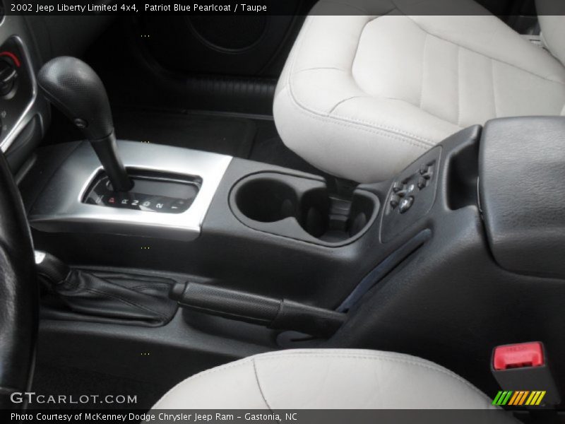 Patriot Blue Pearlcoat / Taupe 2002 Jeep Liberty Limited 4x4