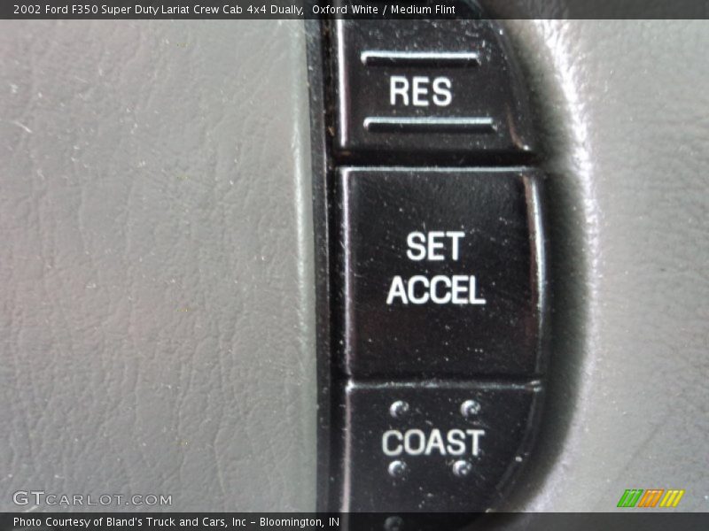 Oxford White / Medium Flint 2002 Ford F350 Super Duty Lariat Crew Cab 4x4 Dually