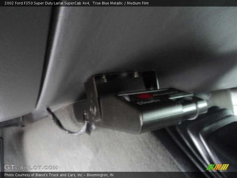 True Blue Metallic / Medium Flint 2002 Ford F350 Super Duty Lariat SuperCab 4x4