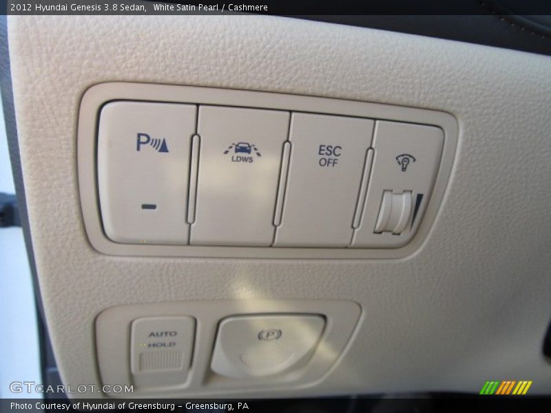White Satin Pearl / Cashmere 2012 Hyundai Genesis 3.8 Sedan