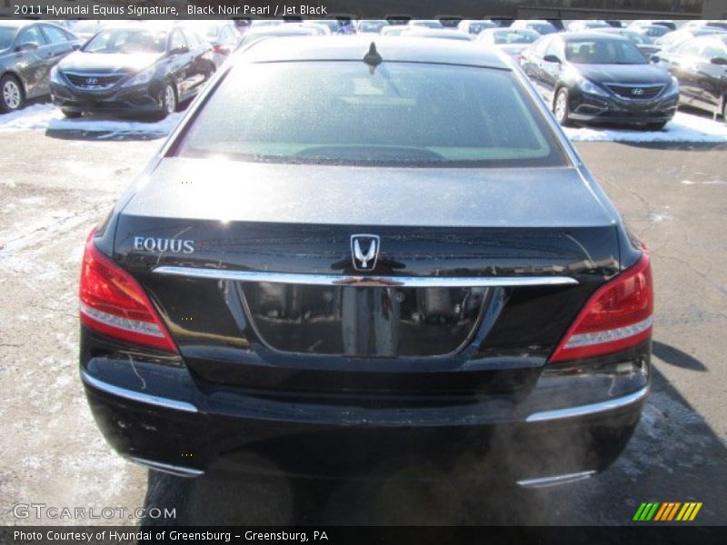 Black Noir Pearl / Jet Black 2011 Hyundai Equus Signature