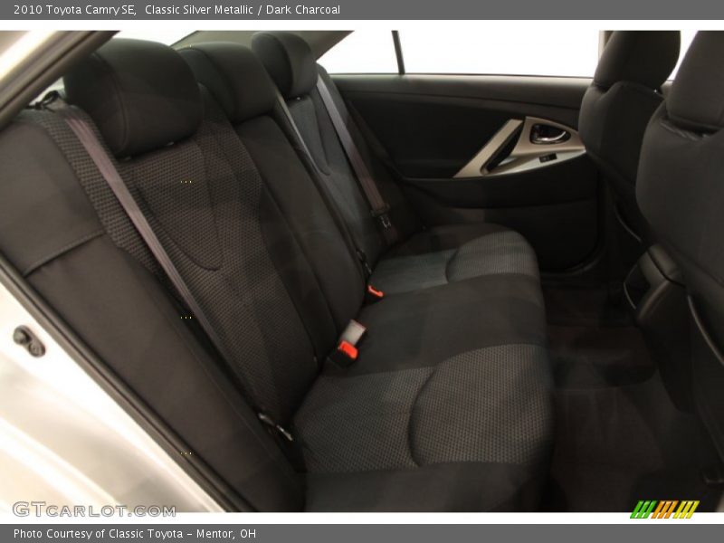 Classic Silver Metallic / Dark Charcoal 2010 Toyota Camry SE