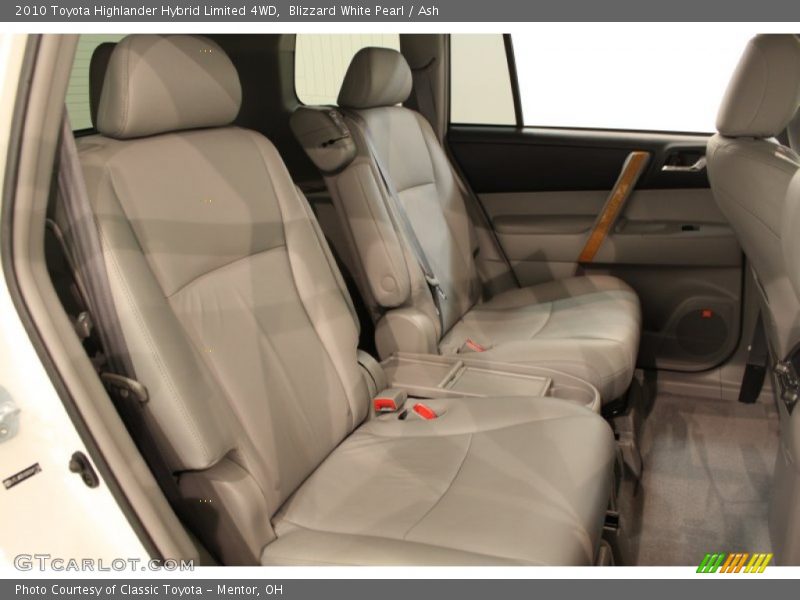 Blizzard White Pearl / Ash 2010 Toyota Highlander Hybrid Limited 4WD