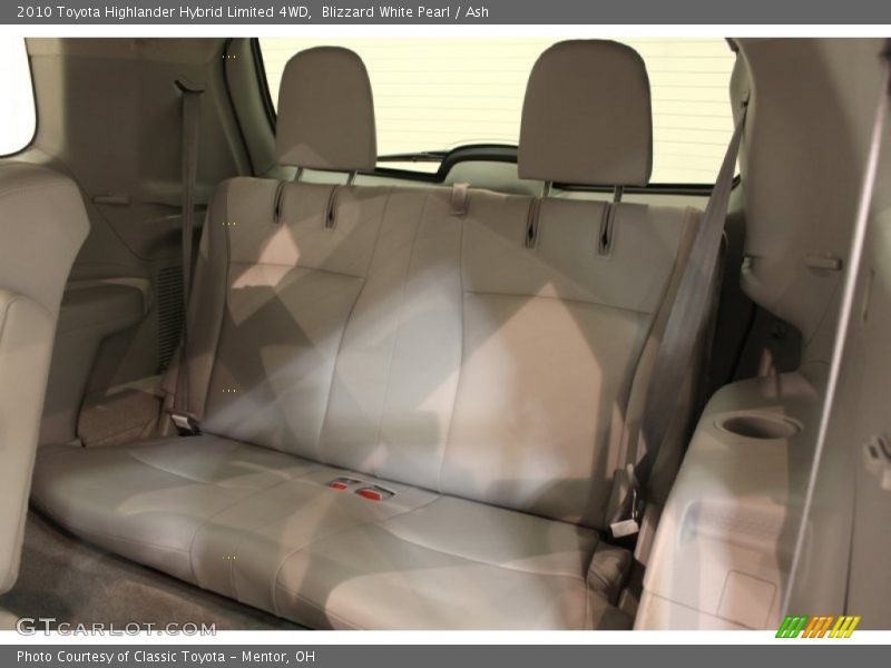 Blizzard White Pearl / Ash 2010 Toyota Highlander Hybrid Limited 4WD