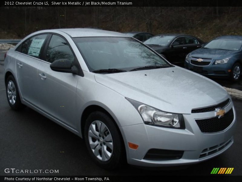 Silver Ice Metallic / Jet Black/Medium Titanium 2012 Chevrolet Cruze LS