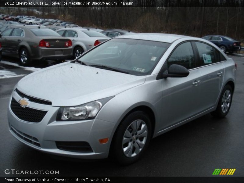 Silver Ice Metallic / Jet Black/Medium Titanium 2012 Chevrolet Cruze LS