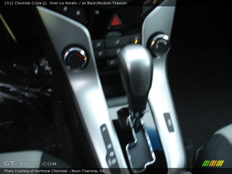 Silver Ice Metallic / Jet Black/Medium Titanium 2012 Chevrolet Cruze LS