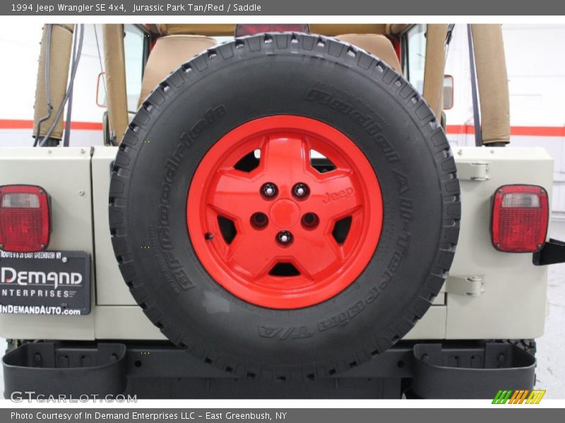 Jurassic Park Tan/Red / Saddle 1994 Jeep Wrangler SE 4x4