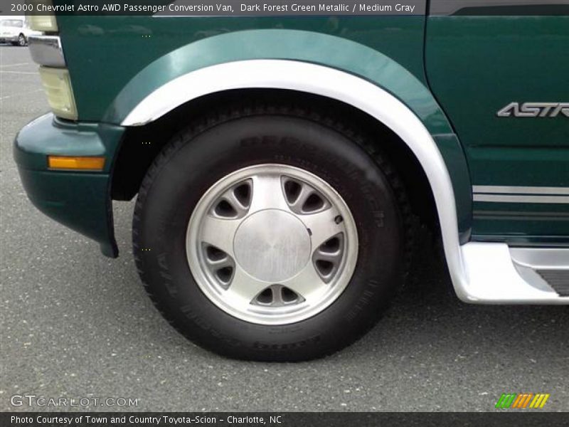  2000 Astro AWD Passenger Conversion Van Wheel