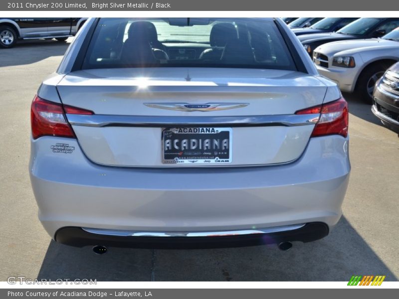 Bright Silver Metallic / Black 2011 Chrysler 200 Limited