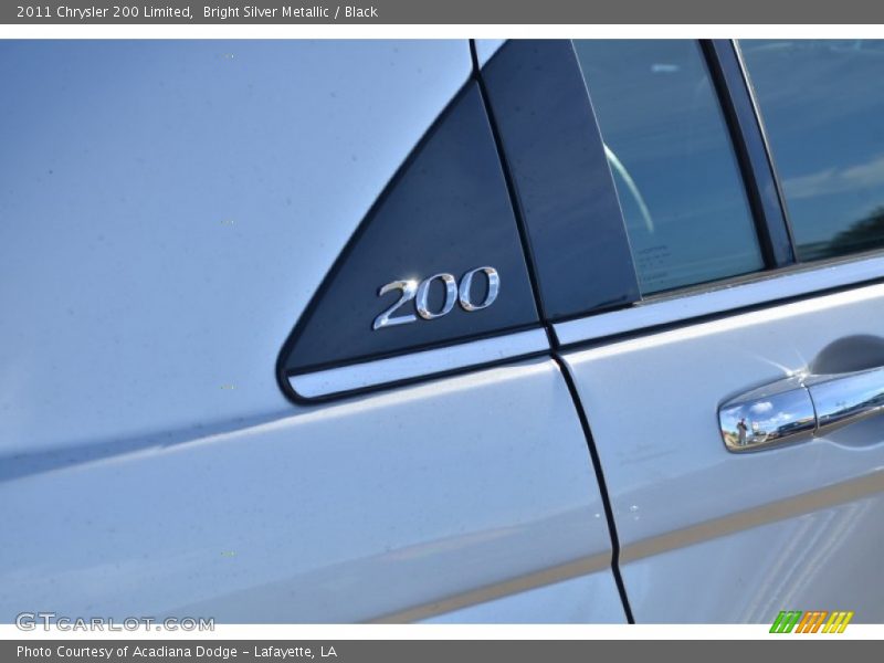 Bright Silver Metallic / Black 2011 Chrysler 200 Limited
