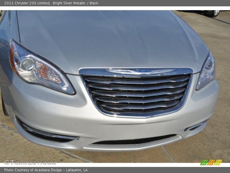 Bright Silver Metallic / Black 2011 Chrysler 200 Limited