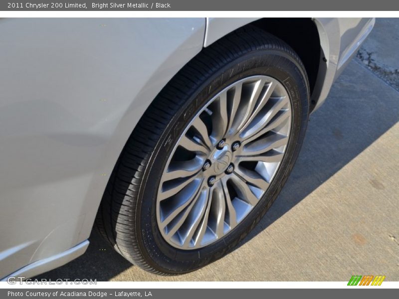 Bright Silver Metallic / Black 2011 Chrysler 200 Limited