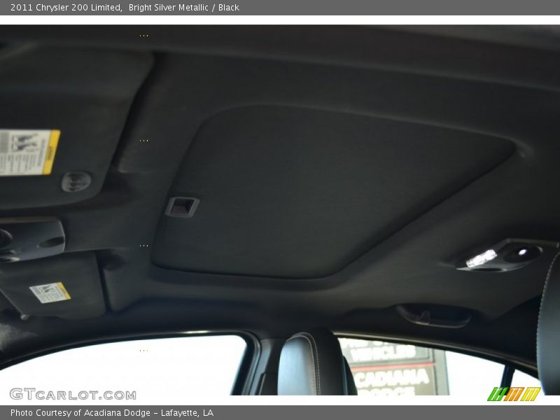 Bright Silver Metallic / Black 2011 Chrysler 200 Limited