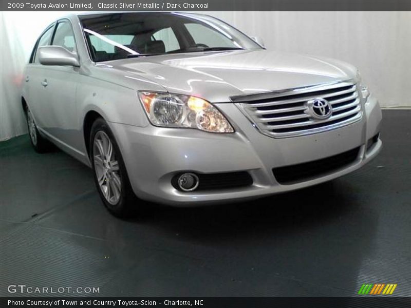 Classic Silver Metallic / Dark Charcoal 2009 Toyota Avalon Limited