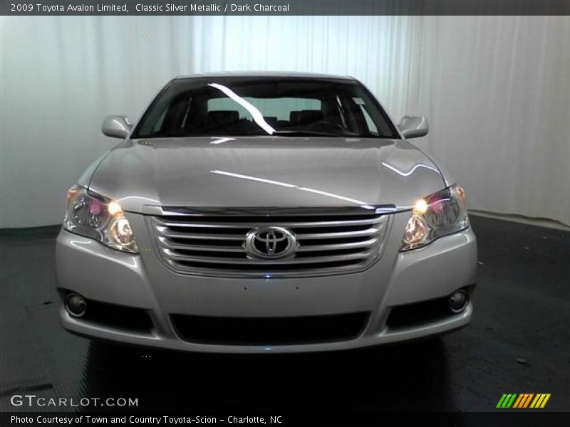 Classic Silver Metallic / Dark Charcoal 2009 Toyota Avalon Limited